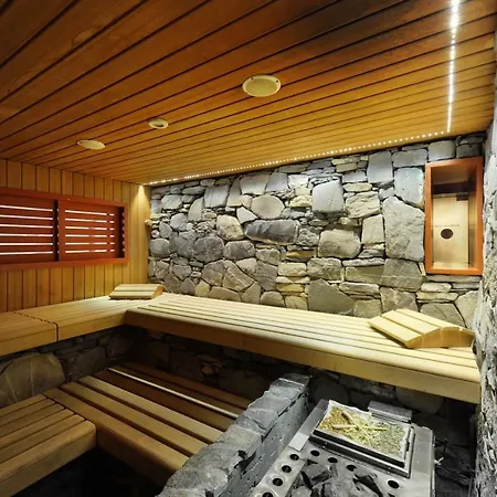 Eiger Mountain & Soul Hotel 4*